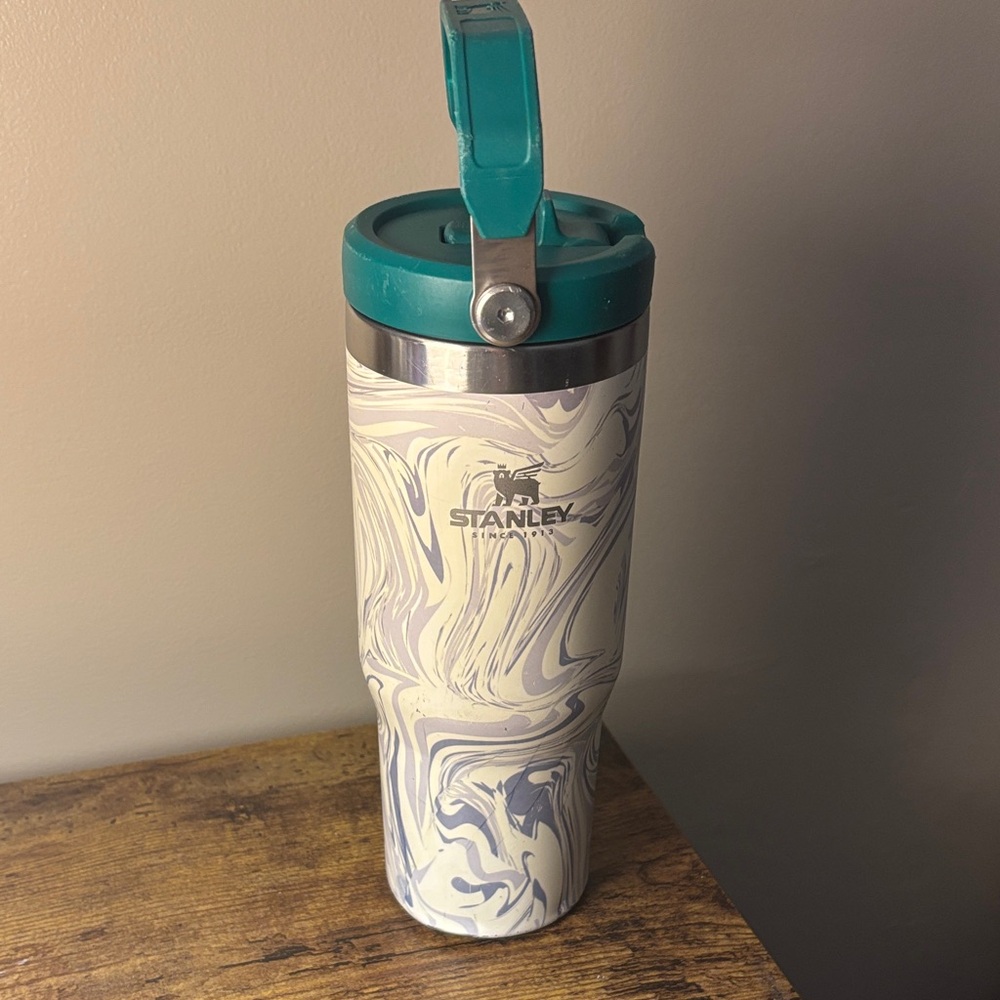Stanley Teal Lid with Swirl Design Tumbler